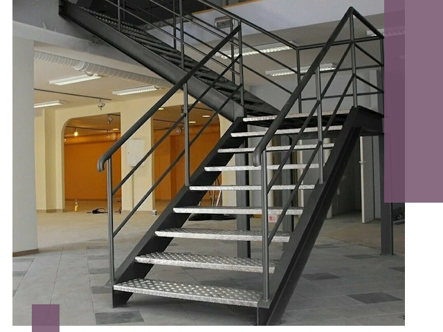 Лестницы для офиса в Снежинске: изготовление, монтаж, демонтаж