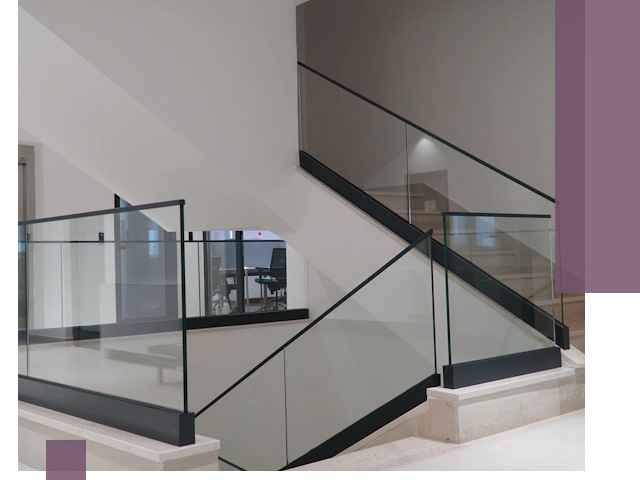 Стеклянные перила премиум-класса с установкой в Снежинске