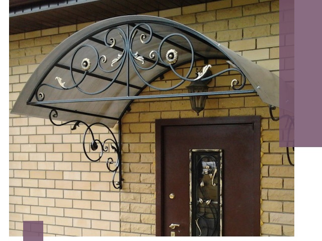 Изготовление козырьков из металла под ключ в Снежинске