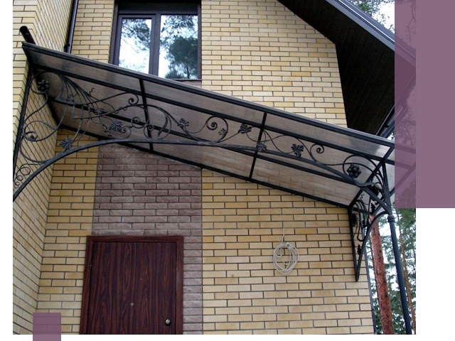 Односкатные козырьки из металла под ключ в Снежинске