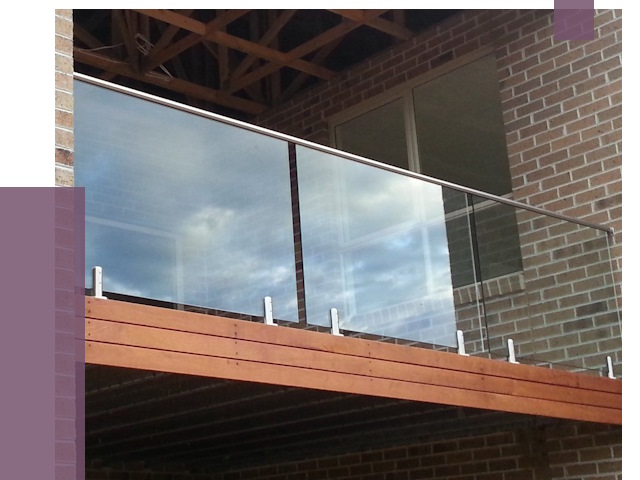 Стеклянные парапеты на крыше и террасе в Снежинске от 11691 руб. | ПРОЛЁТ-Снж